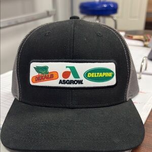 Dekalb, Asgrow, Deltapine Trucker Hat